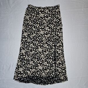 Abercrombie & Fitch Black and Cream Floral Maxi Skirt